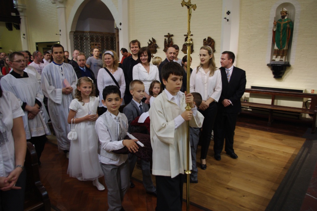 Prvé Sv. prijímanie v Londýnskej misii – máj 2011